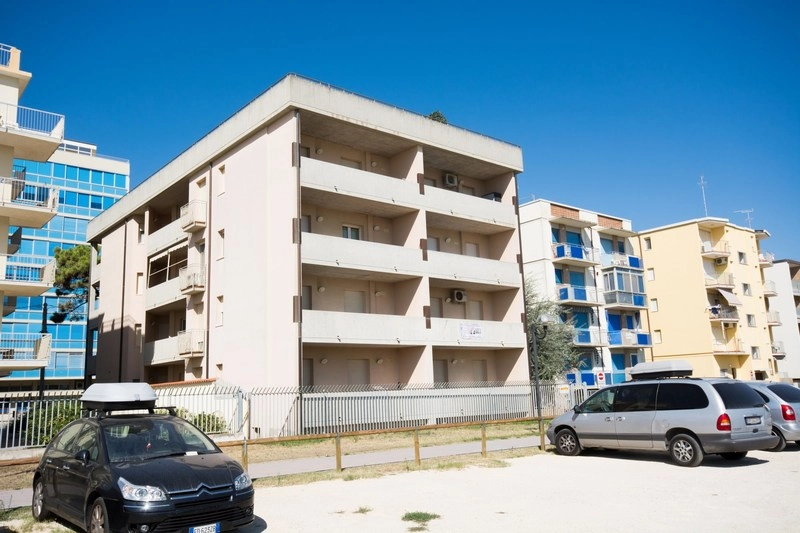 Lido degli Estensi, Côte Adriatique, Emilie Romagne. Appartement deux pièces sur la mer - Bristol 10