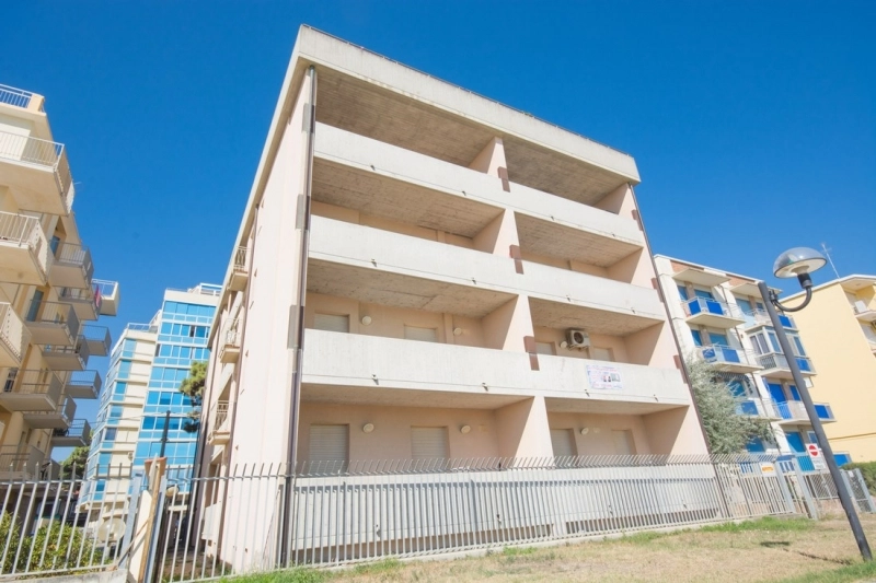 Lido degli Estensi, côte italienne de l'Adriatique locations appartement front de la mer - Bristol 17