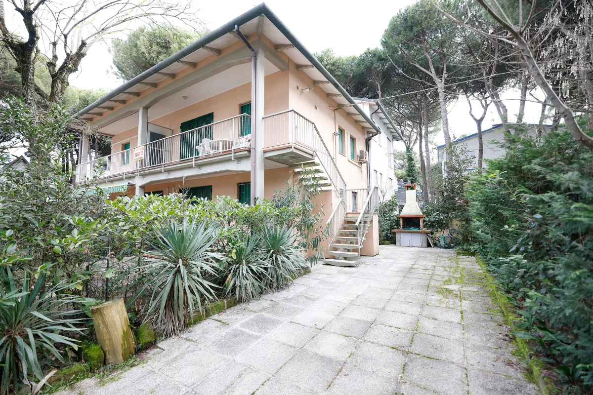 Lido di Spina, zona Logonovo, vendesi villetta 1 piano, COME NUOVA!